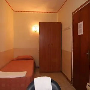 hostal-rembrandt.topbarcelonahotels.com/